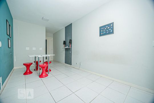 Apartamento para alugar com 2 quartos, 60m² em Maceió, Niterói
