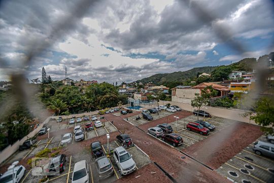 Apartamento para alugar com 2 quartos, 60m² em Maceió, Niterói