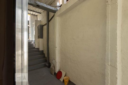 Vista do quarto de casa para alugar com 1 quarto, 70m² em Jardim Eliane, São Paulo