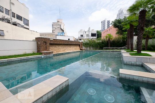 Piscina de kitnet/studio à venda com 1 quarto, 29m² em Cerqueira César, São Paulo