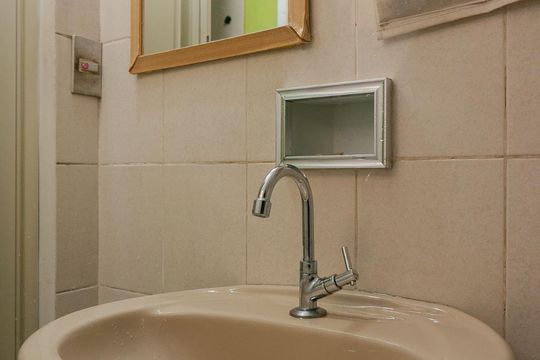 Lavabo de casa para alugar com 4 quartos, 330m² em Chora Menino, São Paulo