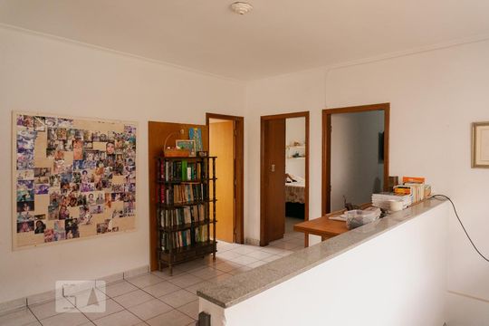 Área Comum de casa para alugar com 4 quartos, 330m² em Chora Menino, São Paulo