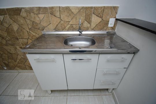 Cozinha - Armários de apartamento para alugar com 2 quartos, 50m² em Samambaia Sul (samambaia), Brasília