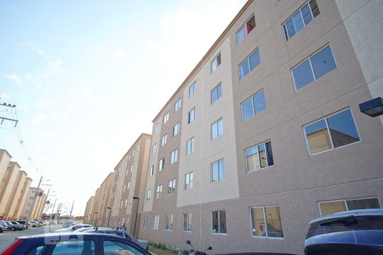 Fachada do bloco de apartamento para alugar com 2 quartos, 52m² em Estância Velha, Canoas