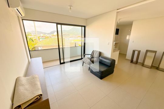 Apartamento para alugar com 2 quartos, 78m² em Ingleses do Rio Vermelho, Florianópolis