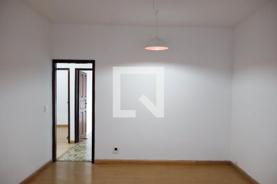 Sala de casa à venda com 3 quartos, 200m² em Centro, Osasco