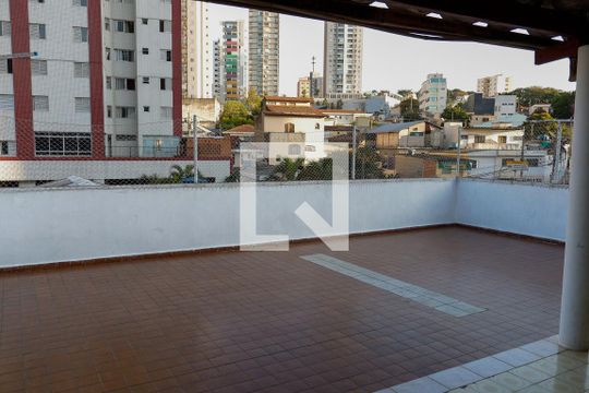 Sacada de casa à venda com 3 quartos, 200m² em Centro, Osasco