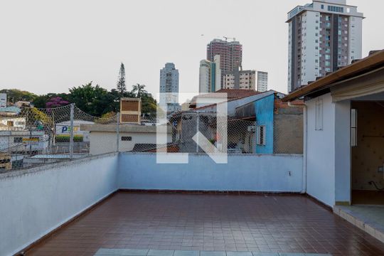 Sacada de casa à venda com 3 quartos, 200m² em Centro, Osasco