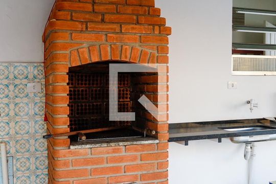 Área comum - Churrasqueira de casa à venda com 3 quartos, 200m² em Centro, Osasco