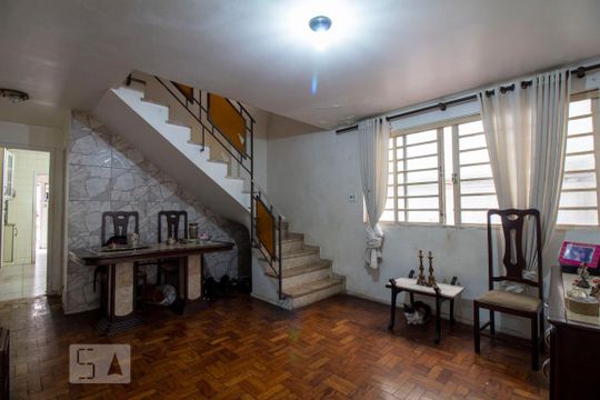 Casa à venda com 4 quartos, 196m² em Jabaquara, São Paulo