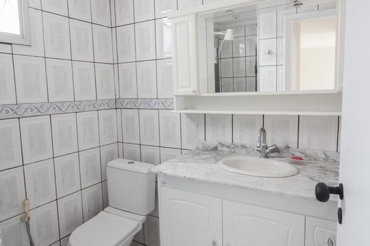 Banheiro de apartamento à venda com 2 quartos, 64m² em Santana, São Paulo