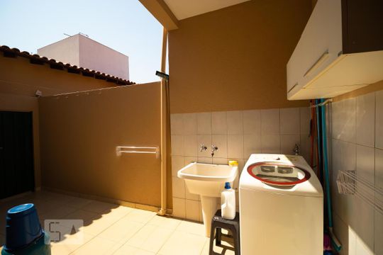 Área de Serviço de casa à venda com 5 quartos, 247m² em Jardim Nilópolis, Campinas