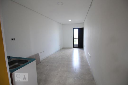 Kitnet/Studio para alugar com 1 quarto, 17m² em Jardim Sao Roberto, São Paulo