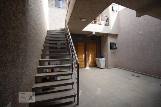 Hall de kitnet/studio para alugar com 1 quarto, 17m² em Jardim Sao Roberto, São Paulo