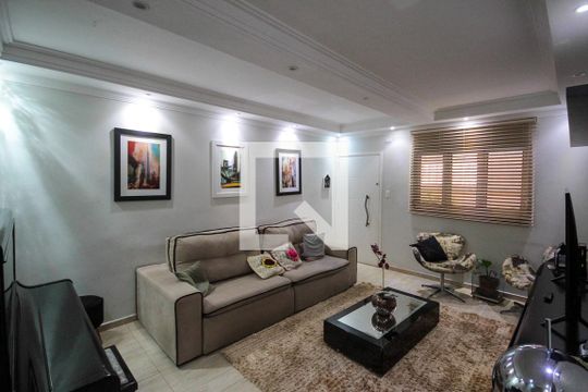 Casa à venda com 3 quartos, 257m² em Quinta da Paineira, São Paulo