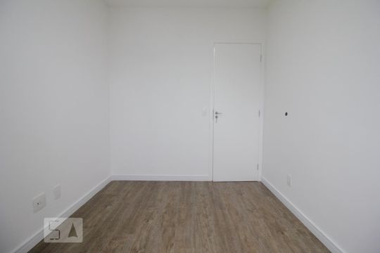 Quarto 1 de apartamento para alugar com 2 quartos, 50m² em Jardim Umarizal, São Paulo