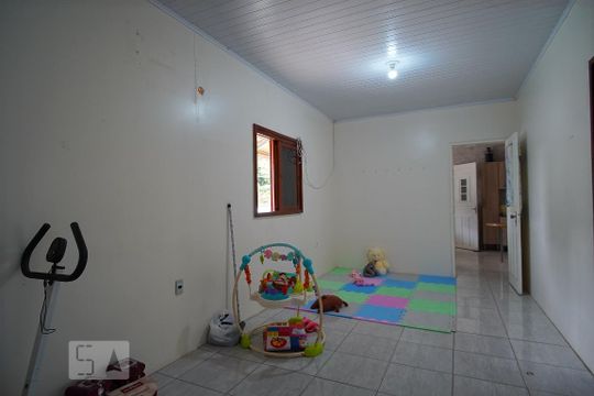 Casa à venda com 4 quartos, 140m² em Bairro Fátima, Canoas