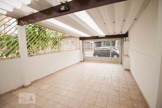 Garagem de casa à venda com 3 quartos, 131m² em Vila Isolina Mazzei, São Paulo