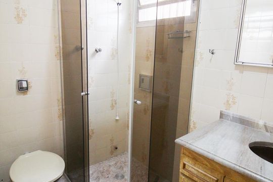 Banheiro de casa à venda com 3 quartos, 131m² em Vila Isolina Mazzei, São Paulo