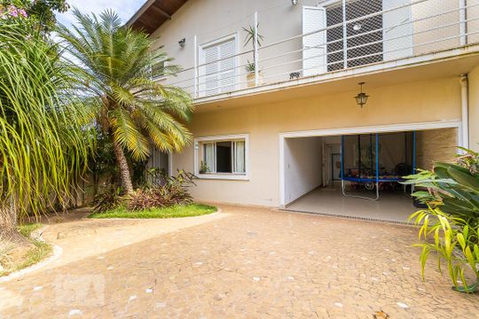 Vagas de garagem de casa de condomínio para alugar com 4 quartos, 300m² em Loteamento Caminhos de São Conrado (sousas), Campinas