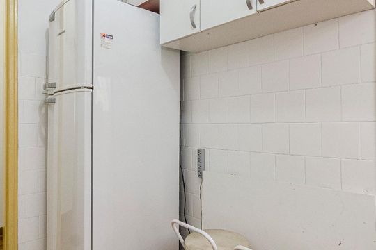 Cozinha de apartamento para alugar com 2 quartos, 55m² em Pinheiros, São Paulo
