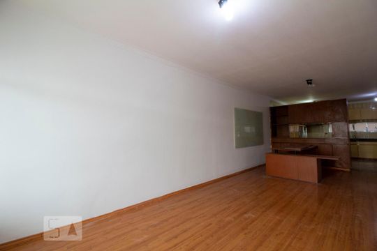 Casa à venda com 3 quartos, 250m² em Americanópolis, São Paulo