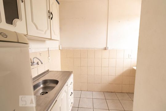 Cozinha de apartamento para alugar com 2 quartos, 41m² em Igara, Canoas