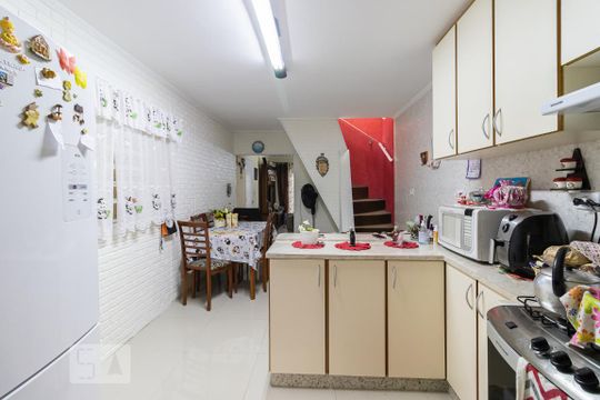 Cozinha de casa à venda com 2 quartos, 180m² em Vila Paranagua, São Paulo