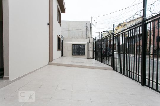 Área Comum - Estacionamento de casa de condomínio para alugar com 1 quarto, 40m² em Chácara Mafalda, São Paulo