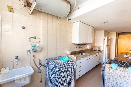 Área de Serviço de apartamento à venda com 3 quartos, 150m² em Icaraí, Niterói