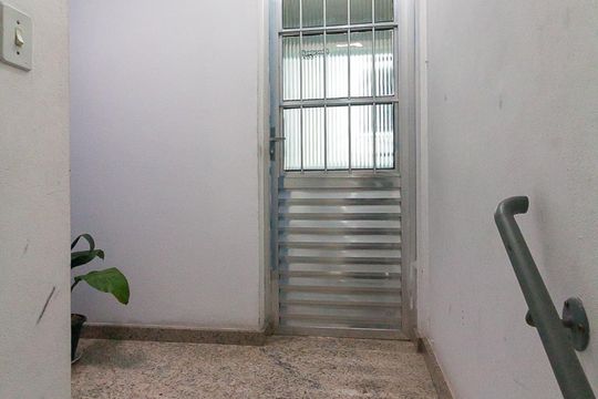Entrada do apartamento de apartamento para alugar com 1 quarto, 45m² em Parque Continental I, Guarulhos