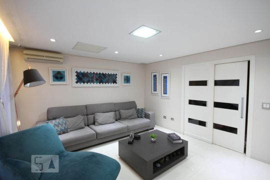 Sala de casa à venda com 3 quartos, 350m² em Bosque da Saúde, São Paulo