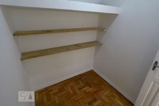 Quarto de Serviço de apartamento para alugar com 2 quartos, 85m² em Vila Deodoro, São Paulo