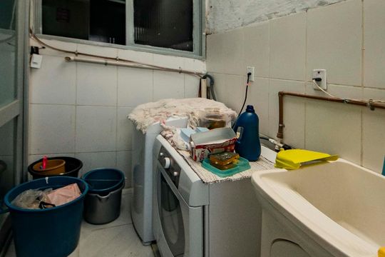 Lavanderia - Casa 1 de casa à venda com 4 quartos, 118m² em Jardim Carvalho, Porto Alegre