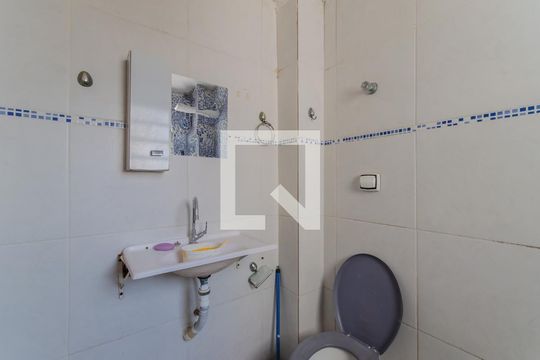 Banheiro de kitnet/studio à venda com 1 quarto, 26m² em Sé, São Paulo