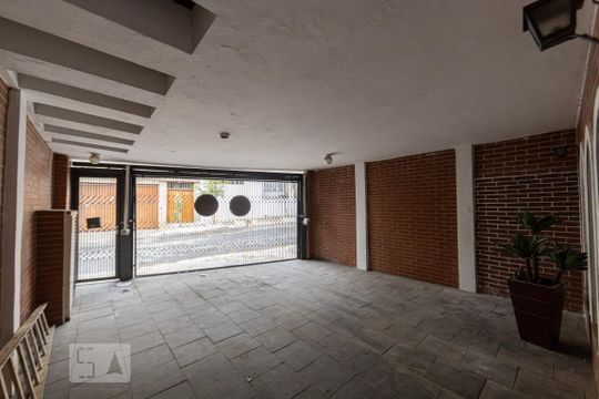 Garagem de casa à venda com 4 quartos, 262m² em Vila Prudente, São Paulo