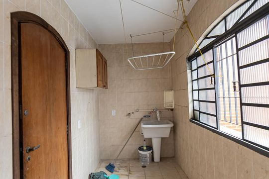 Área de Serviço de casa à venda com 4 quartos, 262m² em Vila Prudente, São Paulo