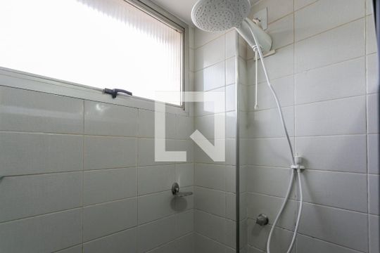 Banheiro de apartamento para alugar com 2 quartos, 62m² em Graça, Belo Horizonte