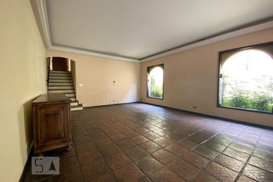 Sala de casa para alugar com 4 quartos, 420m² em Vila Inah, São Paulo