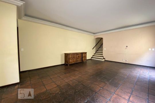 Sala de casa para alugar com 4 quartos, 420m² em Vila Inah, São Paulo