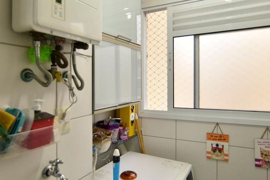 Área de serviço de apartamento à venda com 3 quartos, 72m² em Vila Carrão, São Paulo