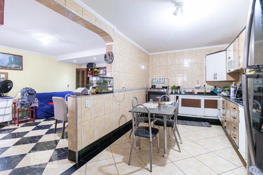Cozinha de casa à venda com 6 quartos, 346m² em Padroeira, Osasco