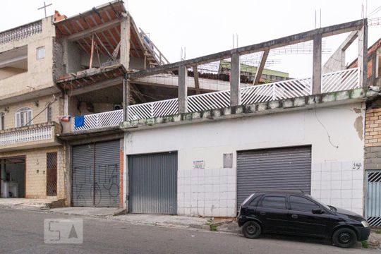 Fachada de casa à venda com 6 quartos, 346m² em Padroeira, Osasco