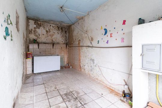 Salao 3 de casa à venda com 6 quartos, 346m² em Padroeira, Osasco