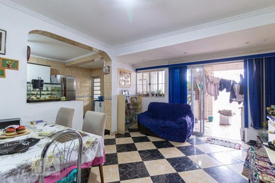 Sala de casa à venda com 6 quartos, 346m² em Padroeira, Osasco