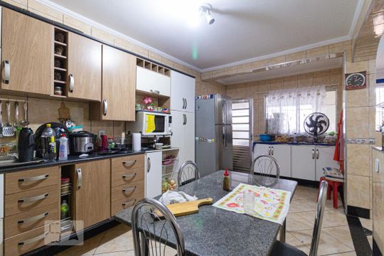 Cozinha de casa à venda com 6 quartos, 346m² em Padroeira, Osasco