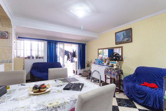 Sala de casa à venda com 6 quartos, 346m² em Padroeira, Osasco