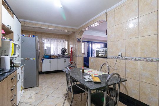 Cozinha de casa à venda com 6 quartos, 346m² em Padroeira, Osasco