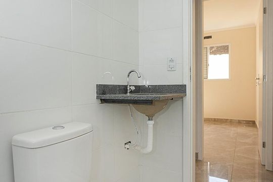 Banheiro de kitnet/studio à venda com 1 quarto, 30m² em Vila Bancária, São Paulo