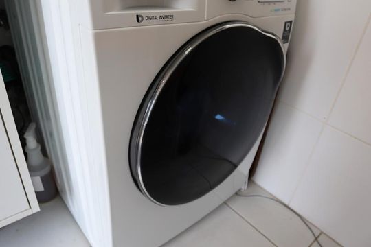 Quarto de serviço de apartamento à venda com 2 quartos, 90m² em Alphaville Empresarial, Barueri